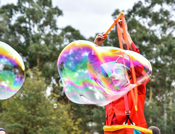 Giant Bubbles Performer Melbourne
