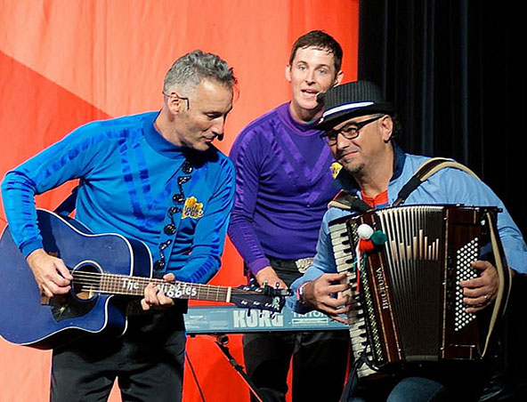 Melbourne Piano Accordion Player